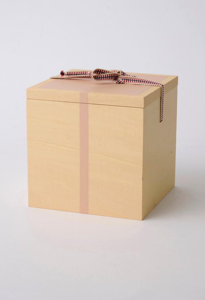 IPPUKUBOX – A Personal Tea Ceremony Set